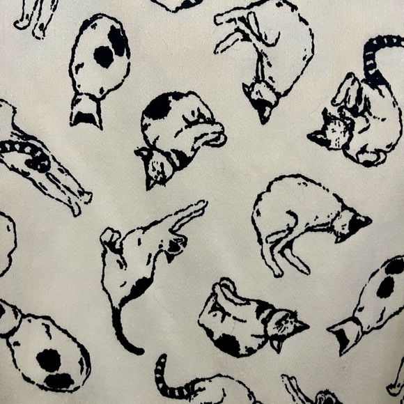 Eva Prose Off-white Scoop Neck Sleeveless Cat Dress - Picture 2 of 5